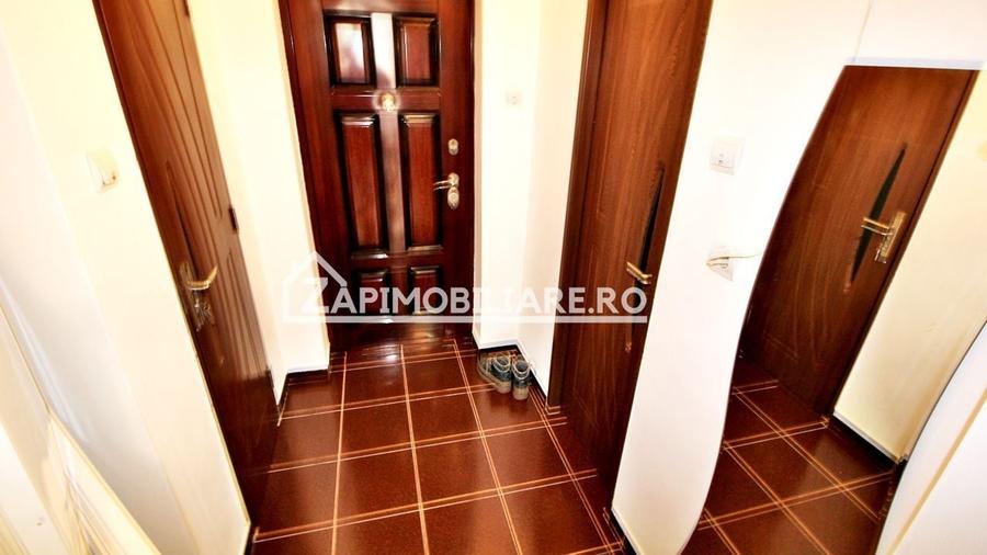 Garsonieră decomandată, mobilată în 7 Noiembrie
