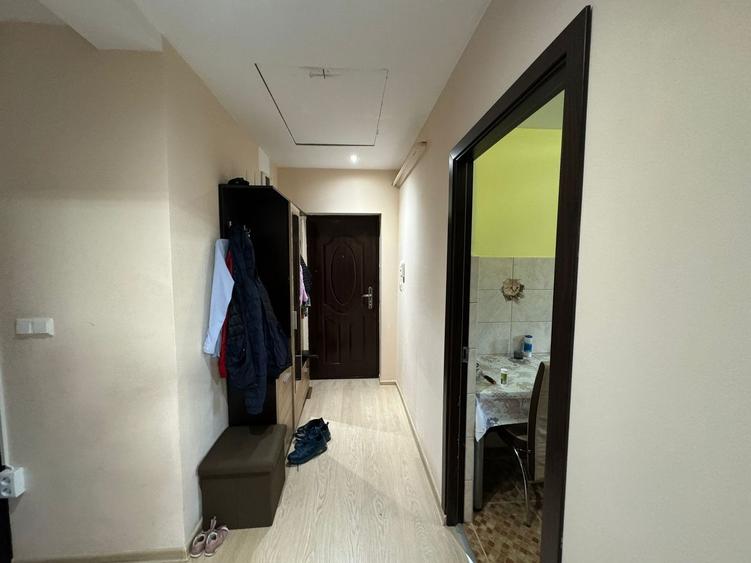 Apartament cu 3 camere decomandat, mobilat în Mărăști