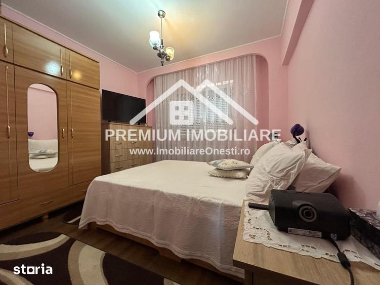 Apartament cu 3 camere decomandat în Dofteana