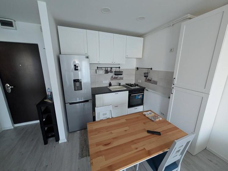 Apartament cu 2 camere decomandat în Iancului
