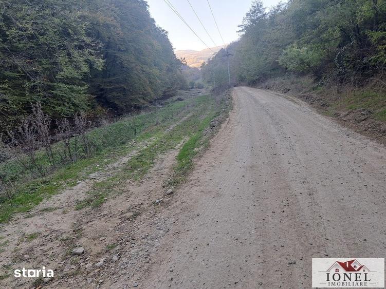 Casă cu 2 camere cu Teren 17399 Mp în Vințu de Jos