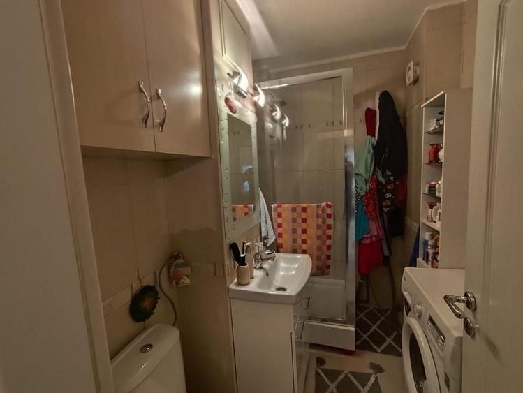 Apartament cu 2 camere decomandat, mobilat în P-ța Mihai Viteazu