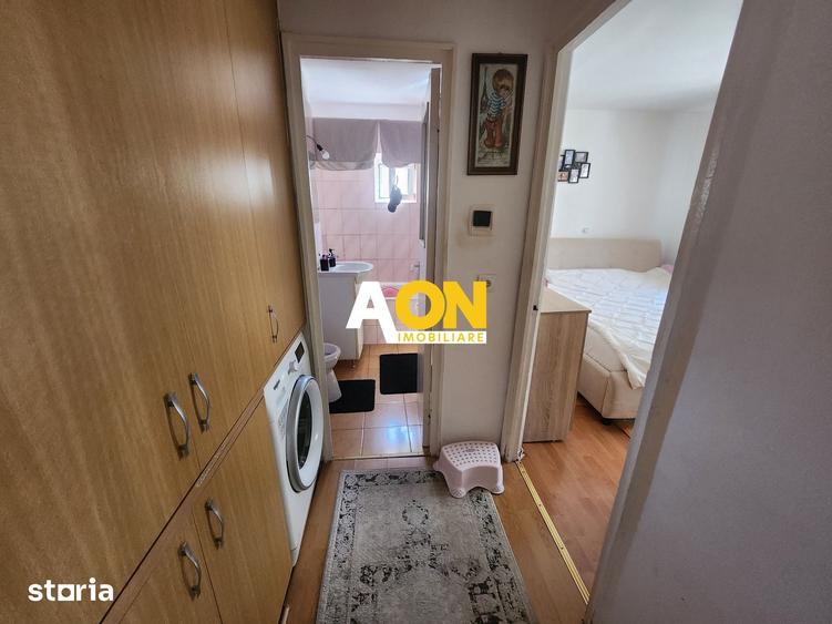 Apartament cu 3 camere în Cetate