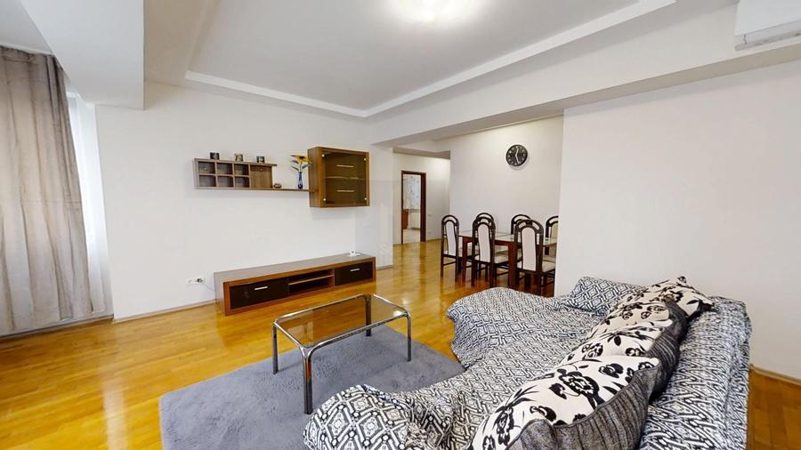 Apartament cu 3 camere decomandat, mobilat în Aviatorilor