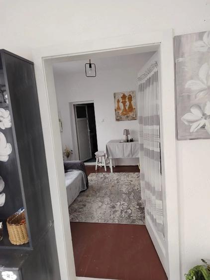 Casă cu 3 camere cu Teren 647 Mp în Moșnița Veche