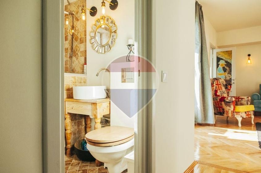Apartament cu 2 camere decomandat în Universitate