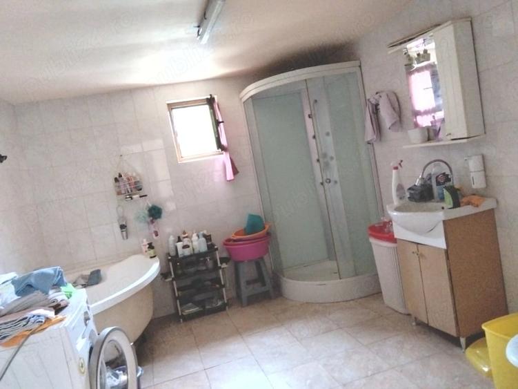 Casă cu 2 camere cu Teren 500 Mp în Vladimirescu