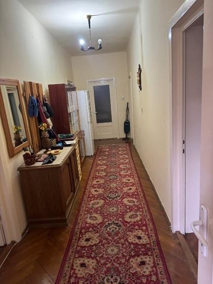 Casă individuală cu 5 camere cu Canalizare în Ardud