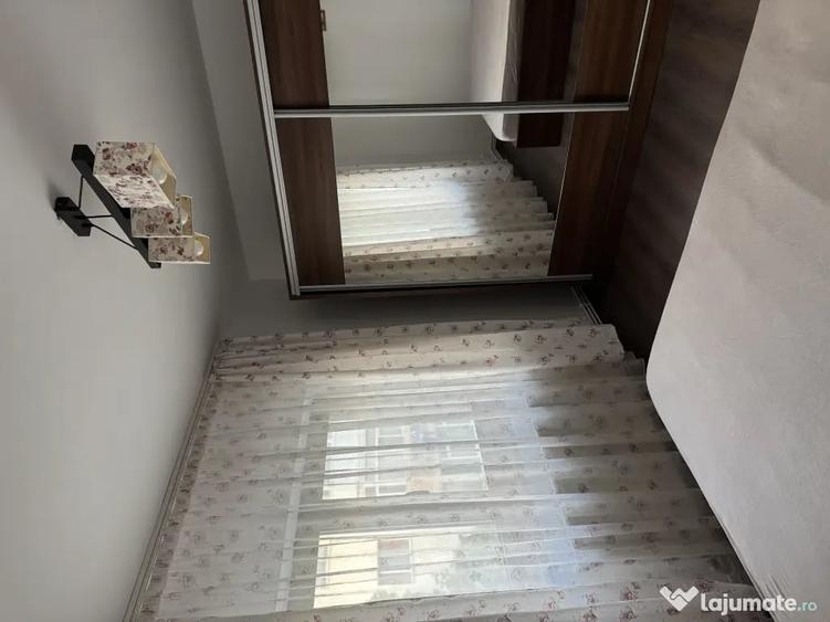 Apartament cu 2 camere semidecomandat în Prundu