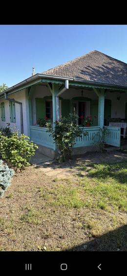 Casă cu 3 camere în Pasărea