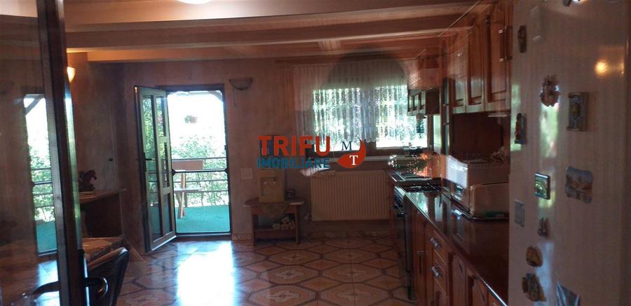 Casă individuală cu 4 camere cu Canalizare în Micești