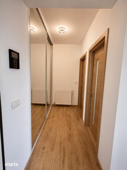 Apartament cu 3 camere în Tractorul