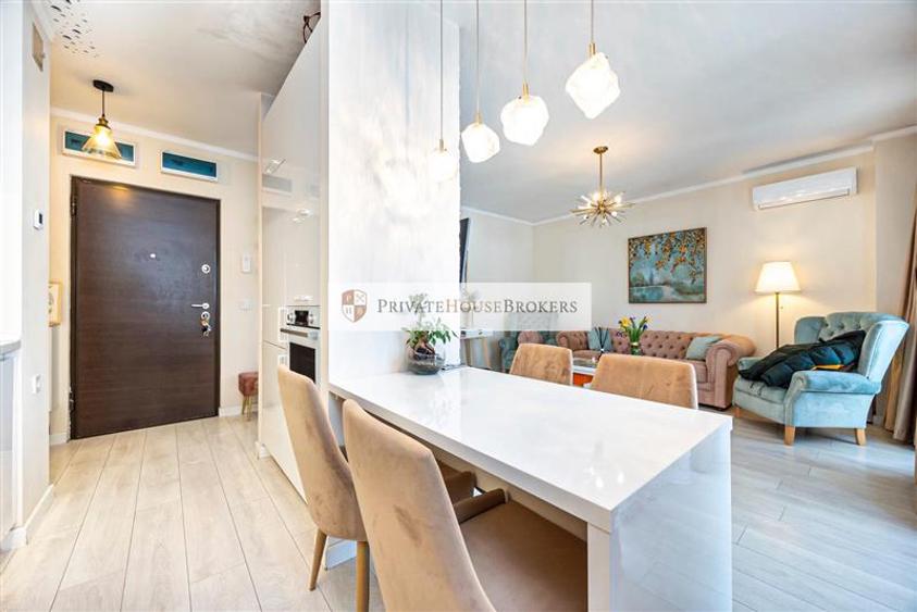 Apartament cu 2 camere semidecomandat, mobilat în Aviației