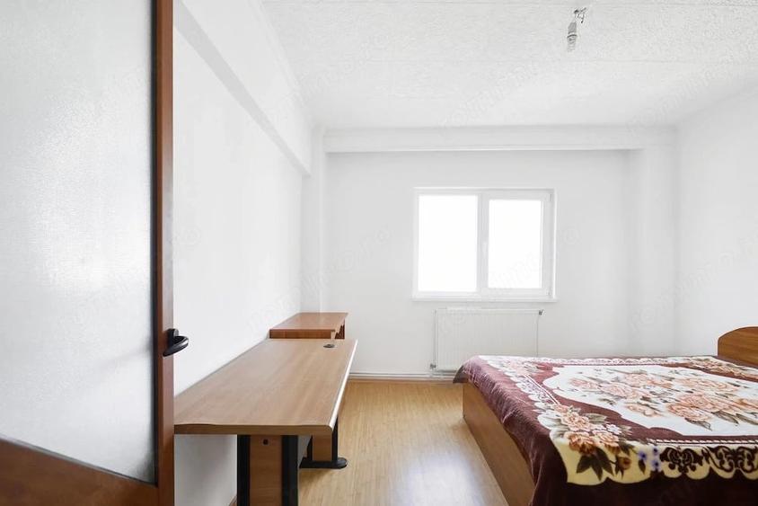 Apartament cu 4 camere decomandat în Găvana