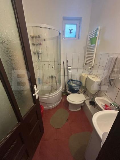 Casă individuală cu 6 camere cu Canalizare în Complex Studențesc