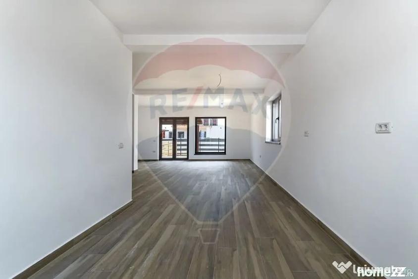 Casă cu 4 camere cu Teren 252 Mp în Tărlungeni