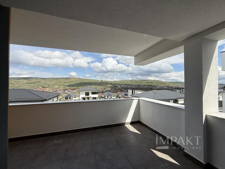 Duplex cu 4 camere cu Canalizare în Chinteni