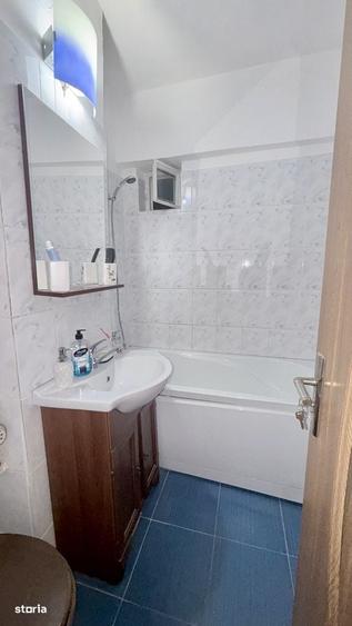 Apartament cu 3 camere în Ostroveni