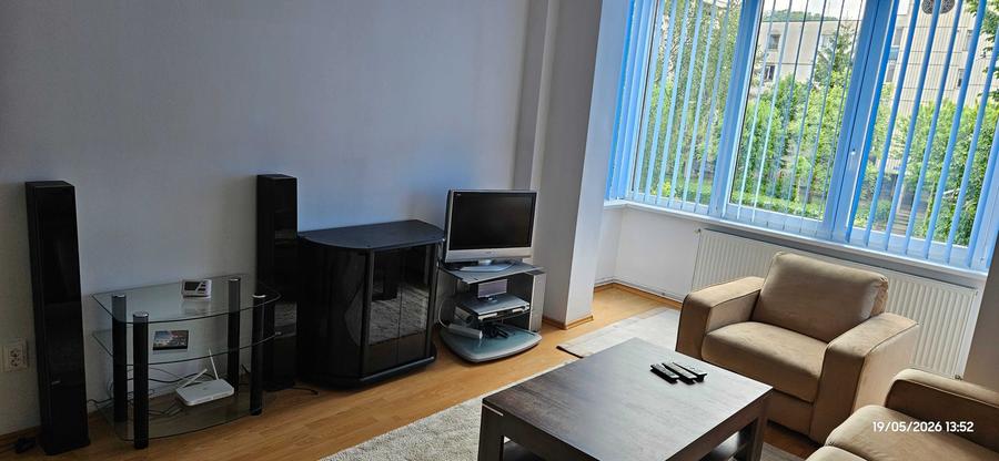 Apartament cu 2 camere decomandat, mobilat în Centrul Civic