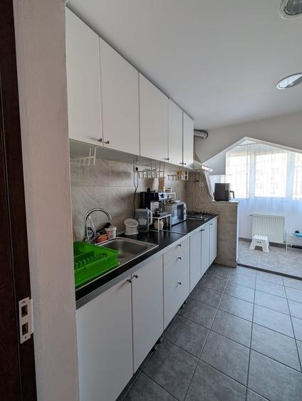 Apartament cu 3 camere în Dristor