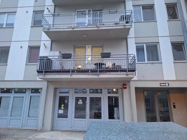 Garsonieră decomandată în Central