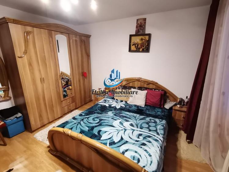 Apartament cu 2 camere decomandat în Precista