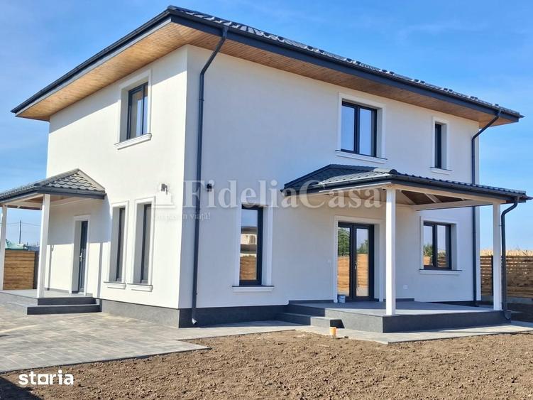 Casă cu 4 camere cu Teren 528 Mp în Rediu