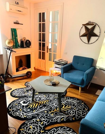 Apartament cu 4 camere decomandat, mobilat în Lahovari