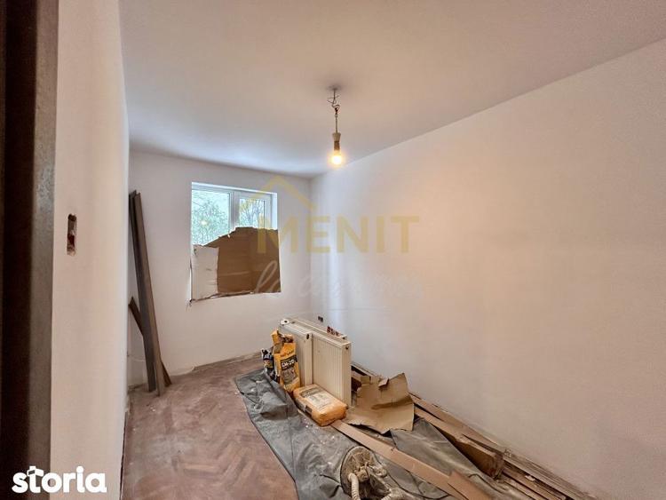 Apartament cu 3 camere semidecomandat în Nord