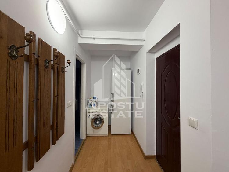Apartament cu 2 camere semidecomandat în Lipovei
