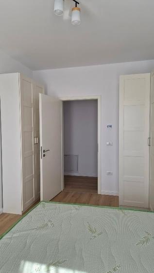 Apartament cu 2 camere semidecomandat, mobilat în Giroc