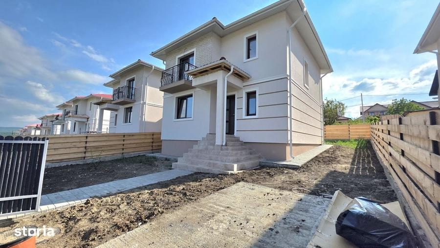 Casă cu 4 camere în Horpaz