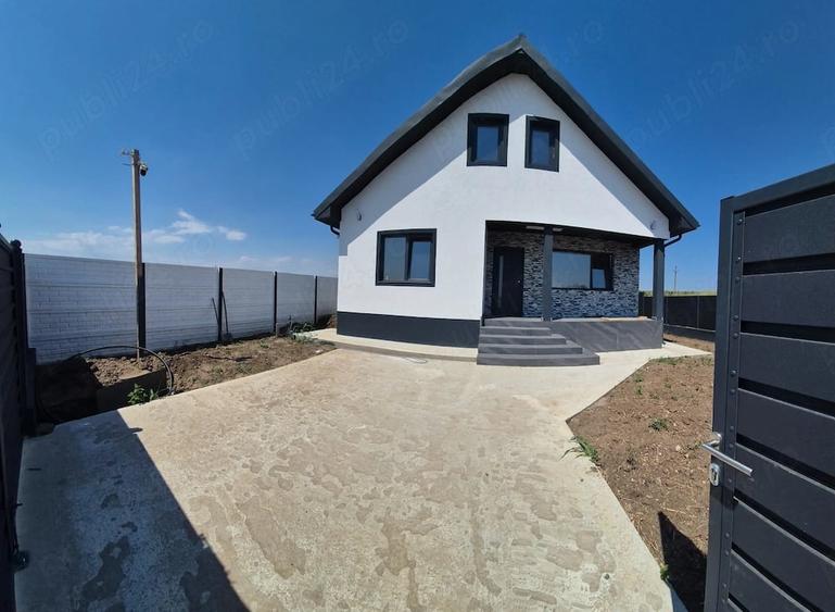 Casă cu Teren 340 Mp în Valu lui Traian