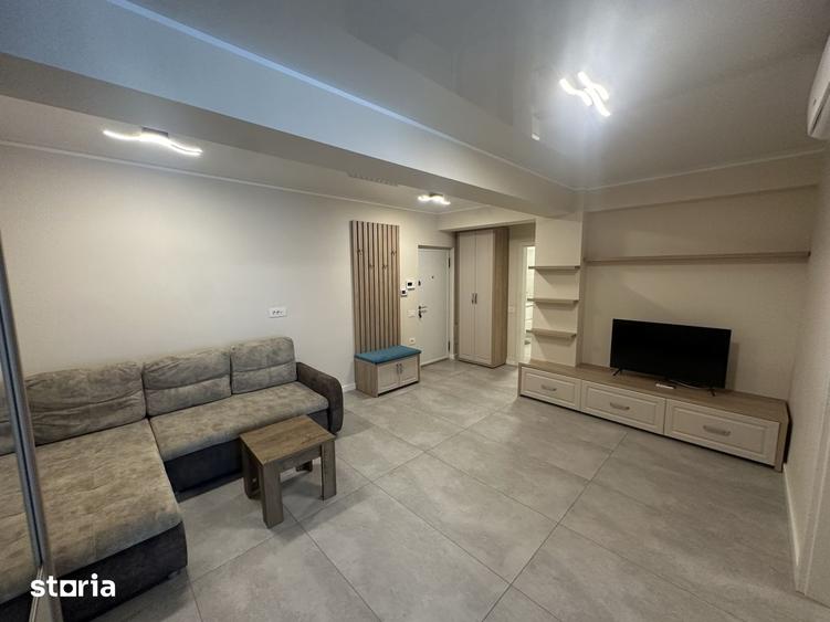 Apartament cu 2 camere în Micro 17