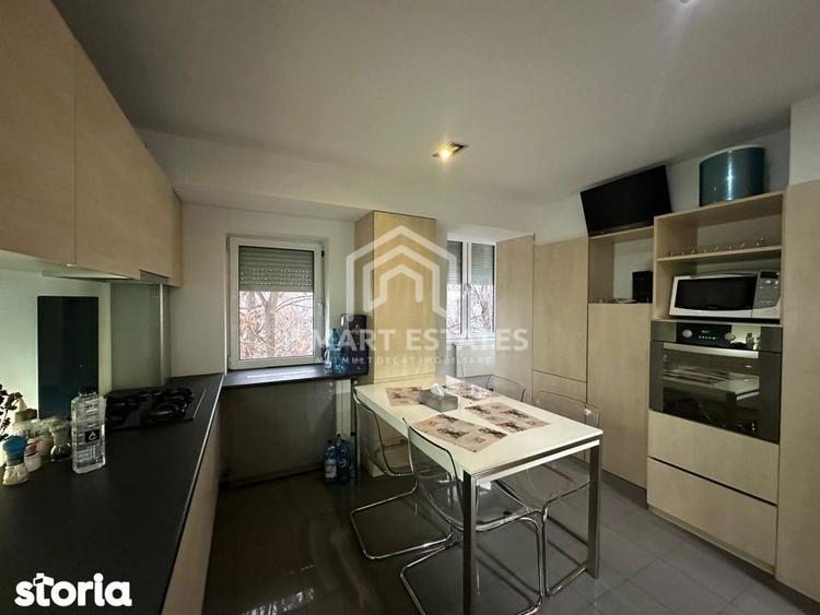 Apartament cu 3 camere, mobilat în Vitan