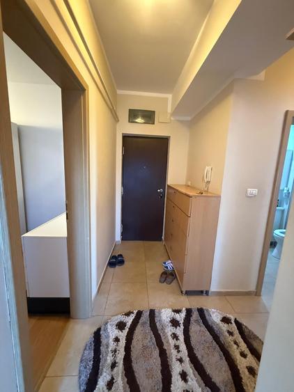 Apartament cu 3 camere în Girocului