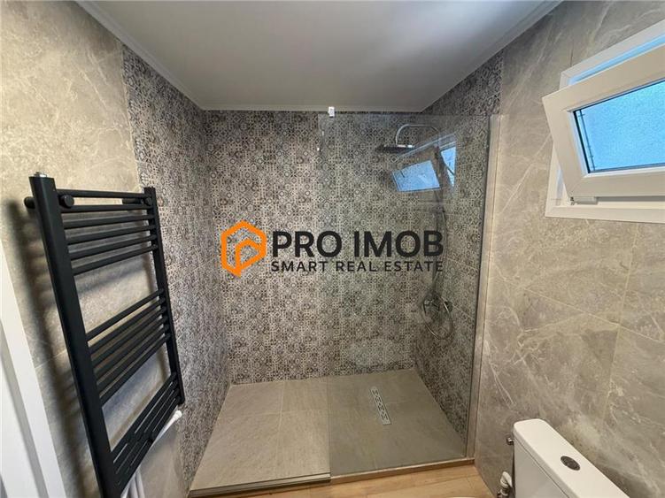 Apartament cu 2 camere decomandat, mobilat în Broșteni