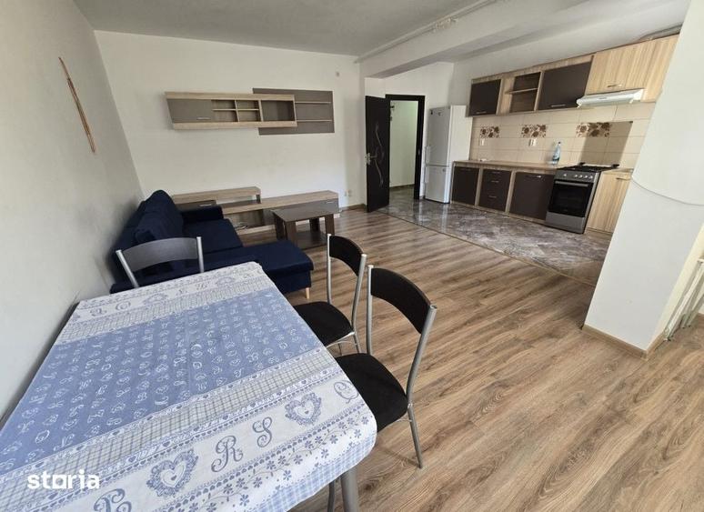 Apartament cu 3 camere în Valea Lupului