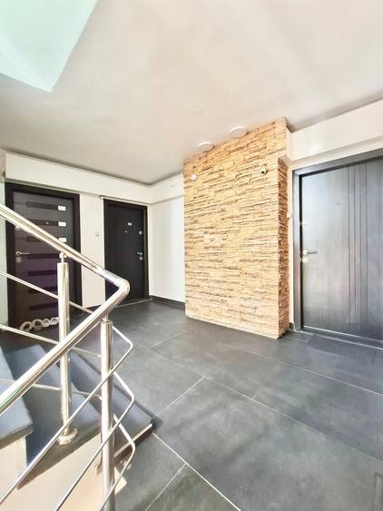 Apartament cu 4 camere decomandat, mobilat în Colentina
