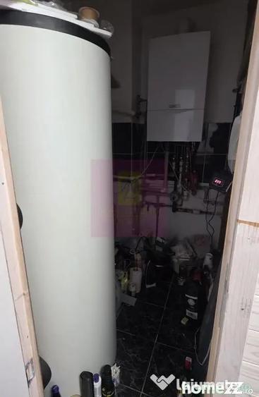 Casă cu 8 camere cu Teren 400 Mp în Zamora