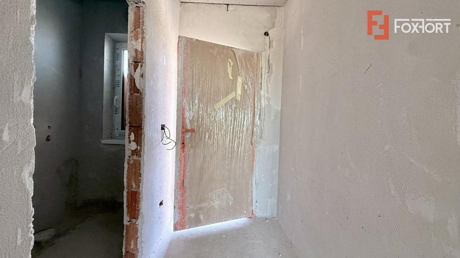 Duplex cu 4 camere cu Teren 300 Mp în Moșnița Nouă