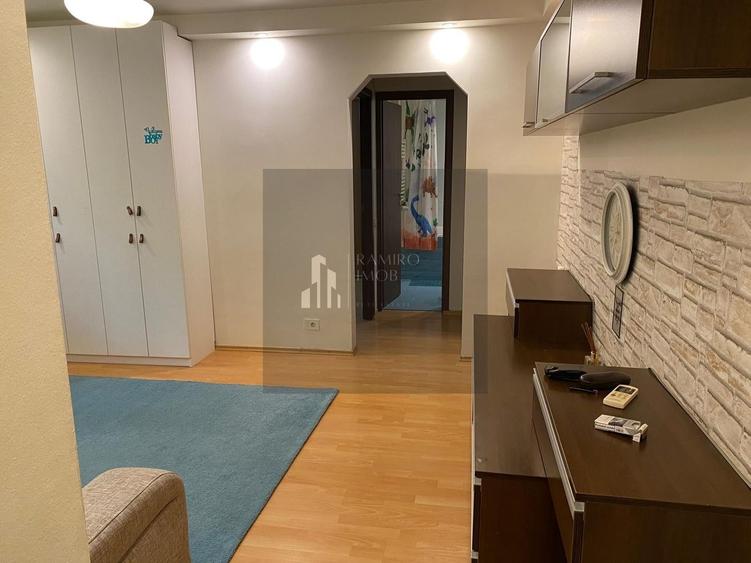 Apartament cu 2 camere semidecomandat în Brâncoveanu