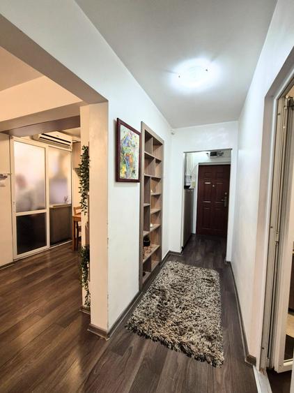 Apartament cu 2 camere semidecomandat în Central