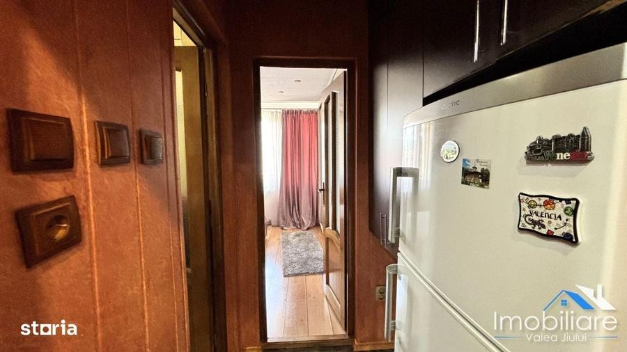 Apartament 2 camere Petrosani | Str. Avram Iancu | Langa Politie - 4