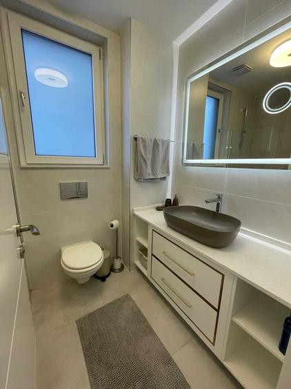 Apartament cu 2 camere semidecomandat în Floreasca