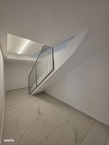 Apartament cu 4 camere în Aviației