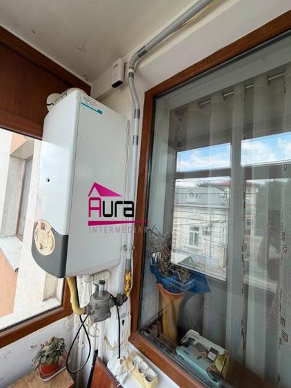 Apartament 3 camere Str.Victoriei - 5