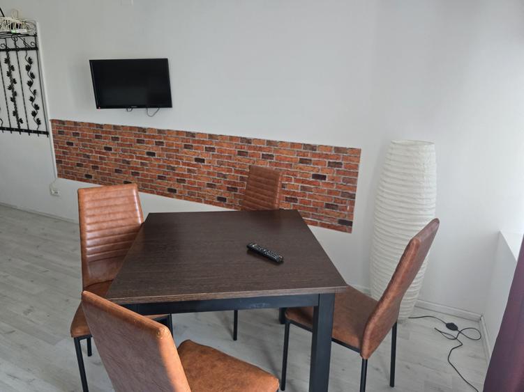 Apartament cu 2 camere semidecomandat în Drumul Carului