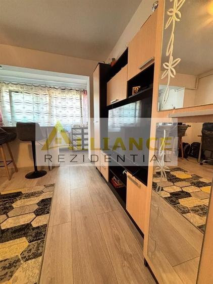 Apartament cu 2 camere decomandat în Est