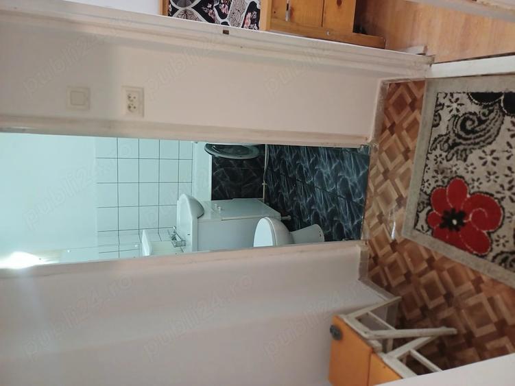 Garsonieră decomandată în Central